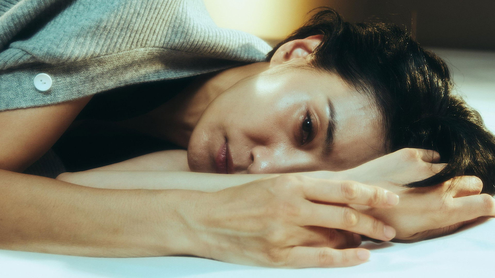 Backdrop for Pale Moon