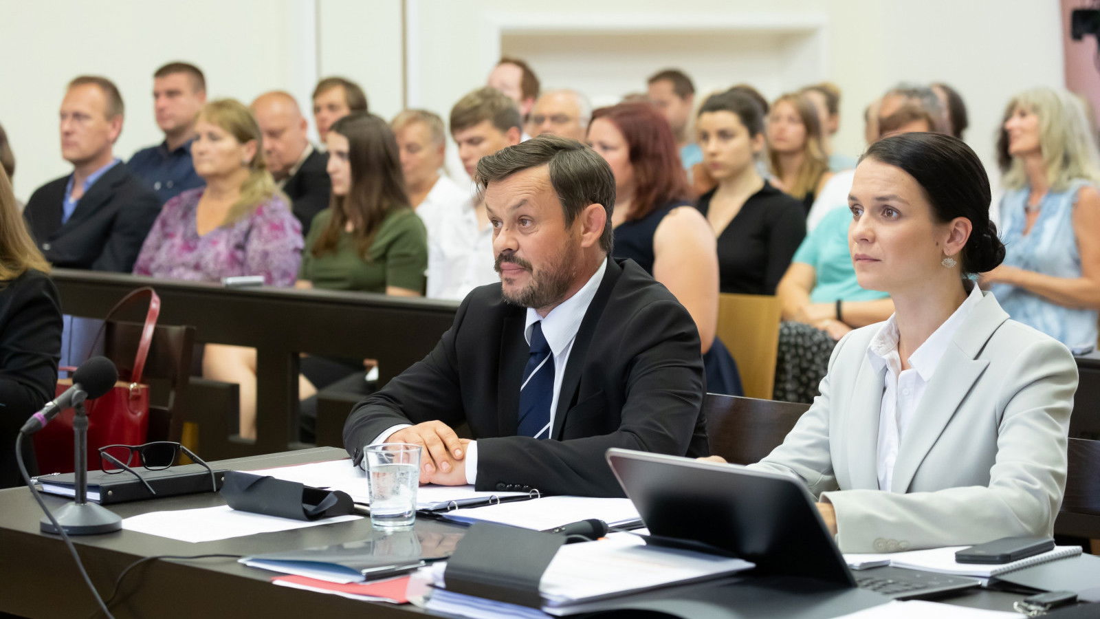 Backdrop for The Judge over the Czech Way