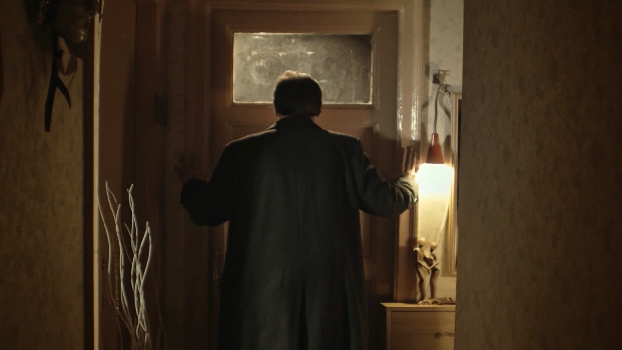 Backdrop for Undress, Sweety