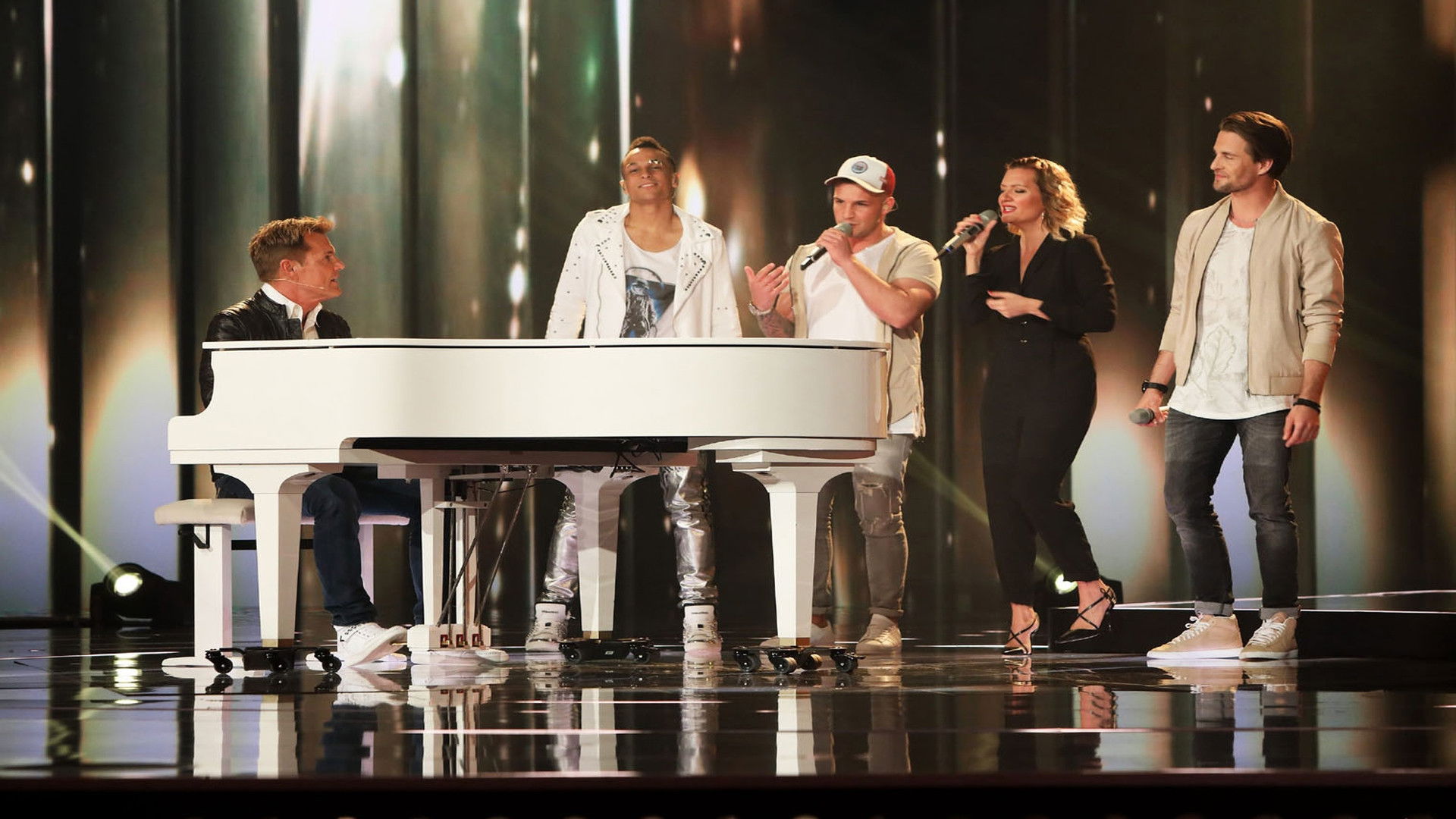 Backdrop for Dieter Bohlen: Die Mega Show