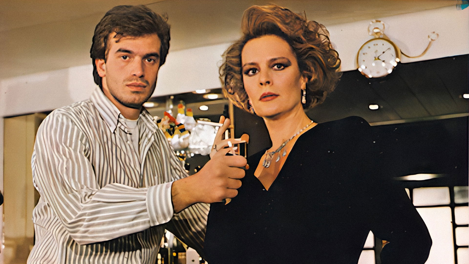 Backdrop for Hiçbir Gece