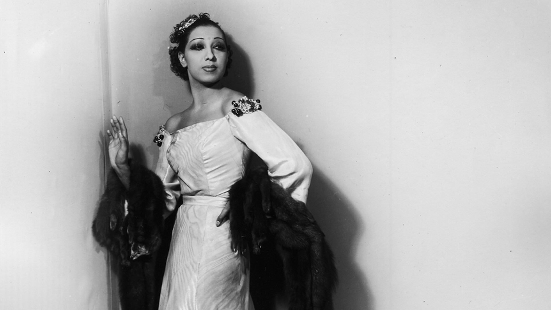Backdrop for Josephine Baker: The Story of an Awakening