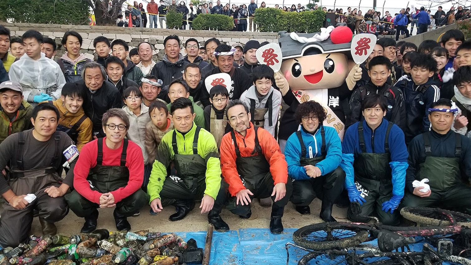 Backdrop for Kinkyuu SOS! Ike no Mizu Zenbu Nuku Dai Sakusen