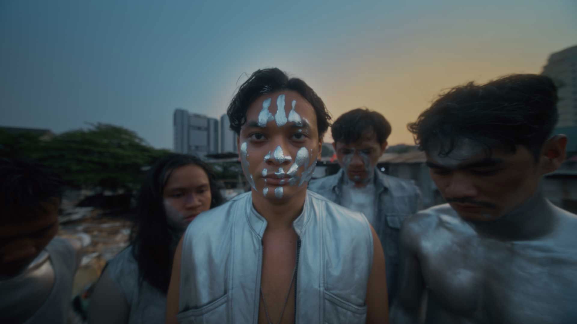 Backdrop for Makwan City of Dreams - The Silvermen