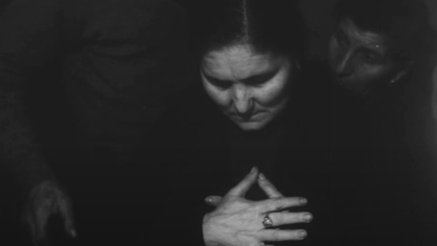 Backdrop for Nascita di un culto