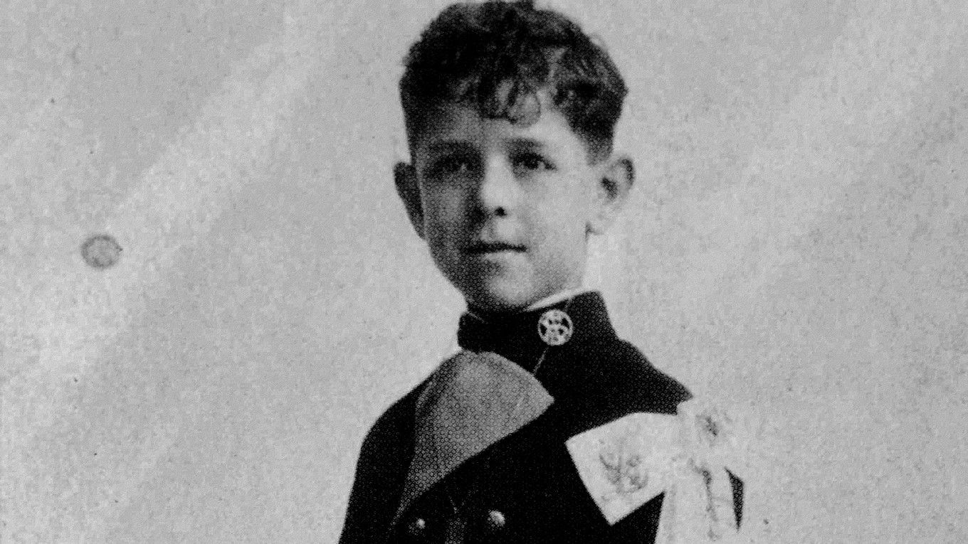 Backdrop for El joven Berlanga