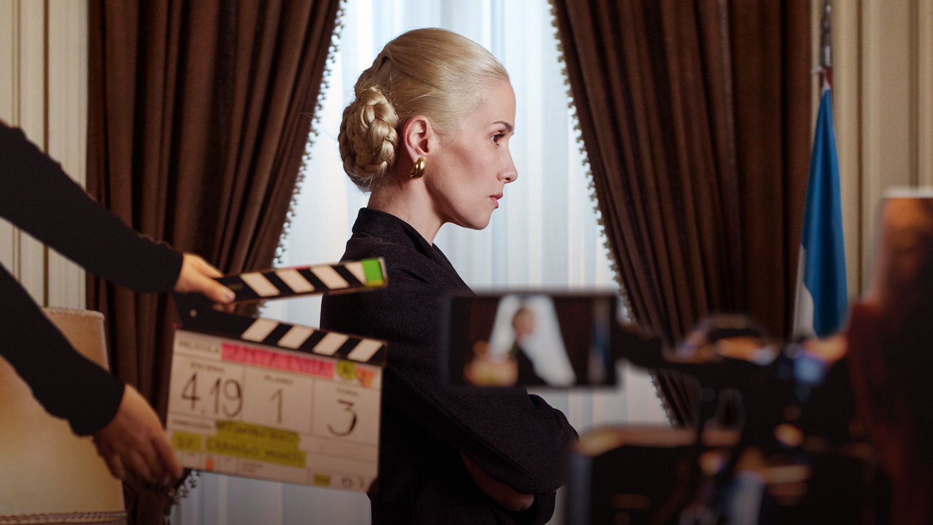 Backdrop for Santa Evita: The Journey Behind the Scenes