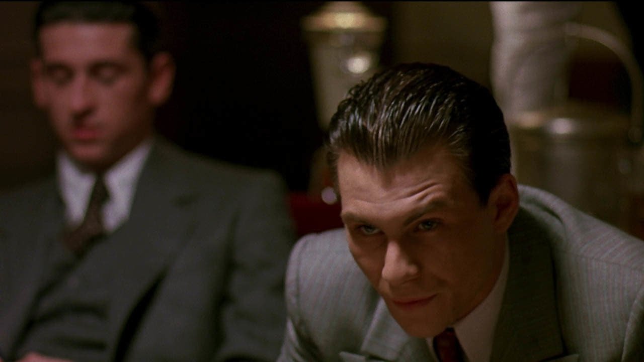 Backdrop for Mobsters