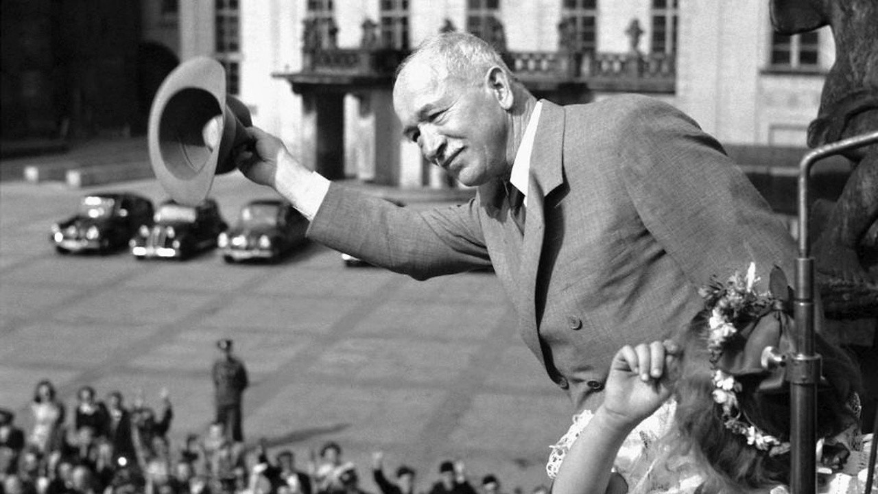 Backdrop for Edvard Beneš - tragédie politika