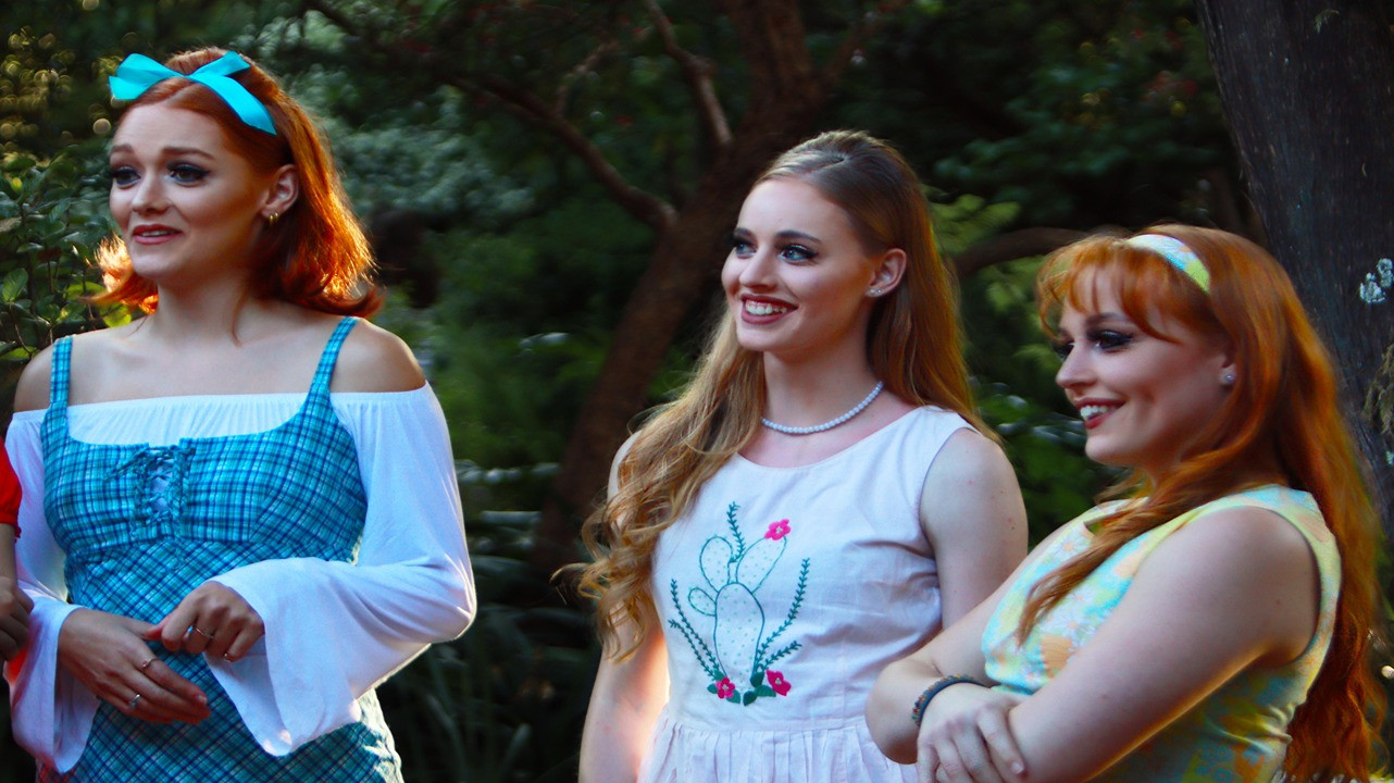 Backdrop for Finding Goldfinger