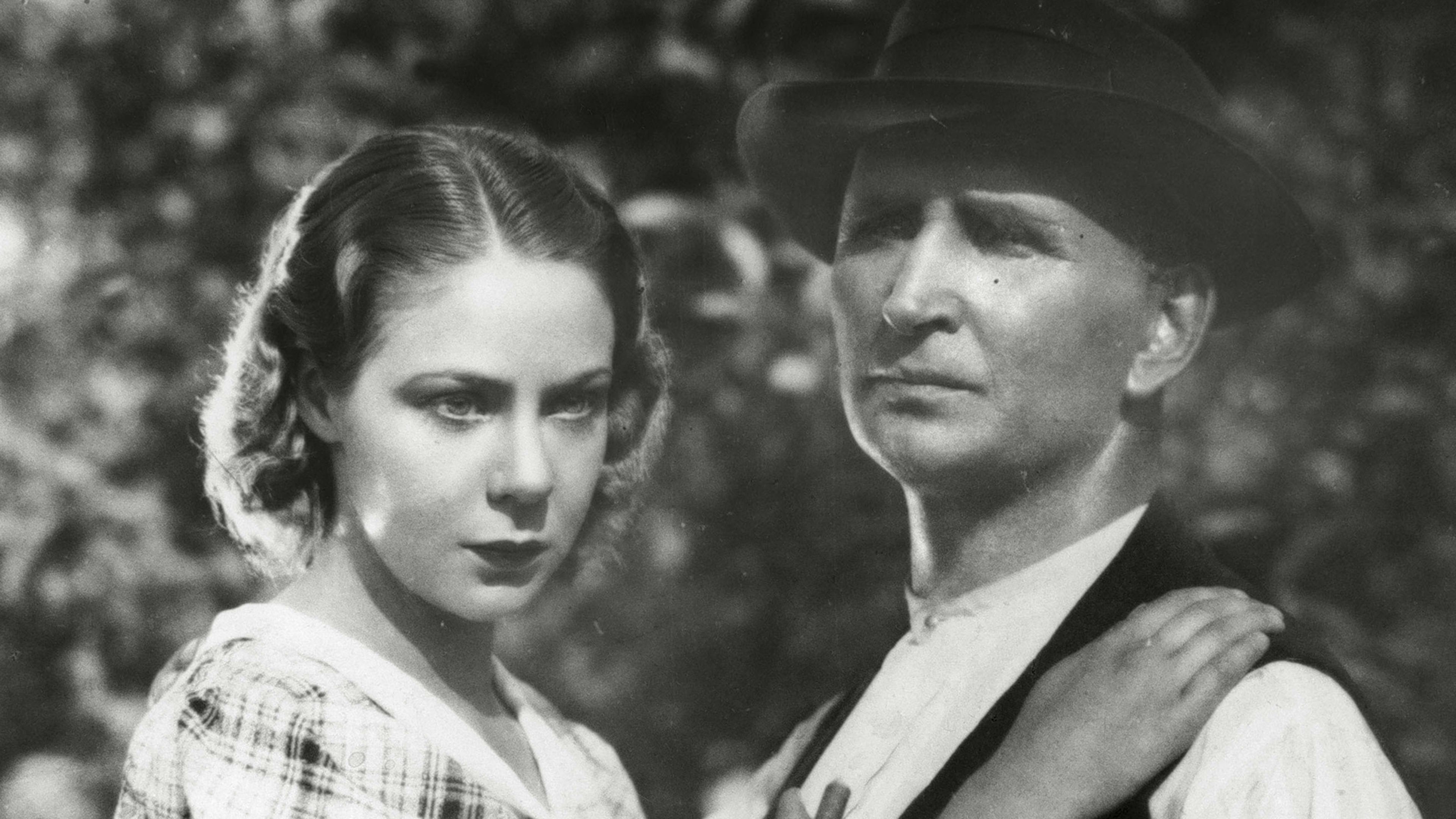 Backdrop for Roinilan talossa