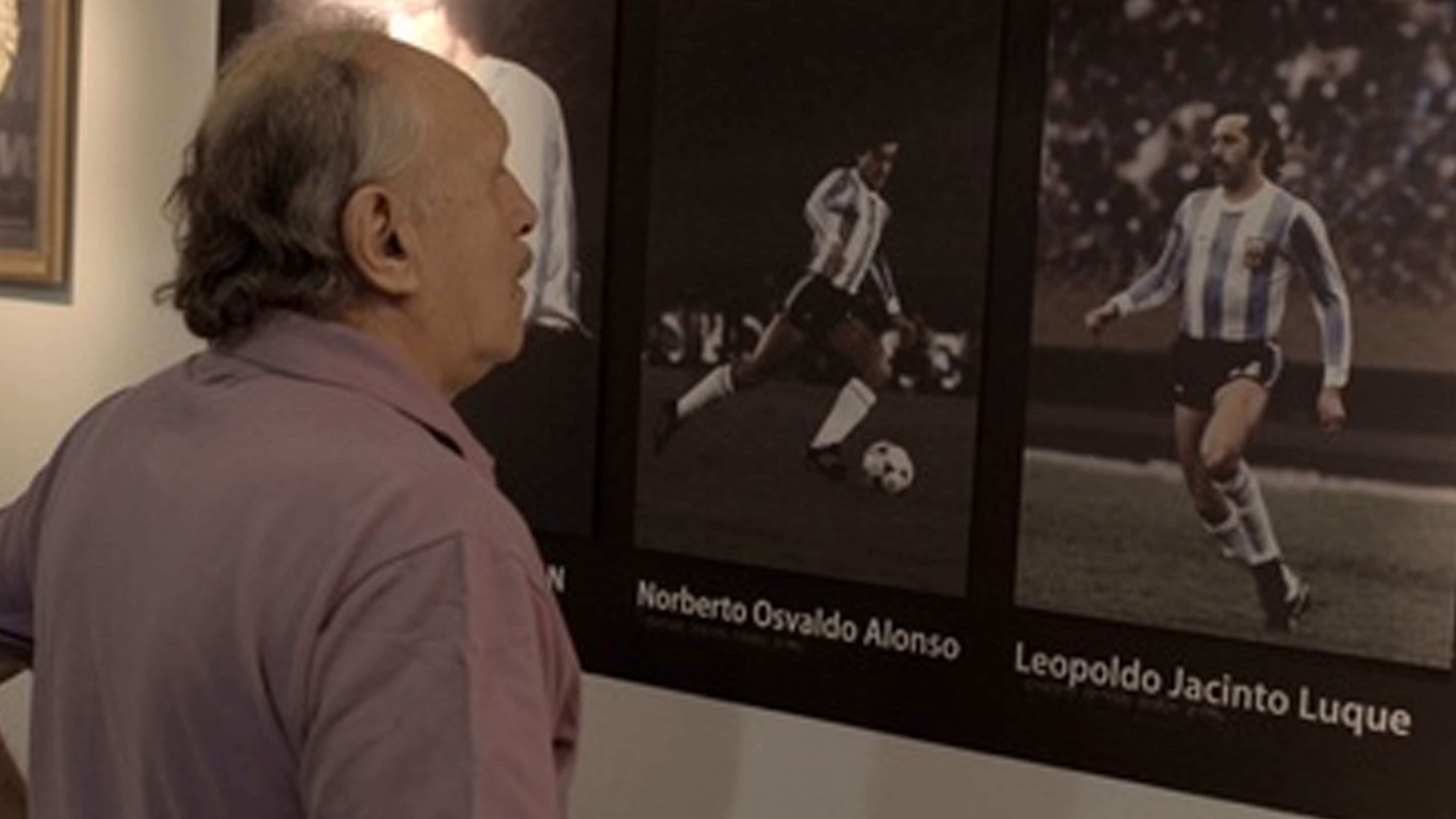 Backdrop for Leopoldo Jacinto. Vida de campeón