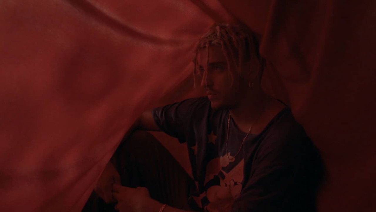 Backdrop for Flor de Luto