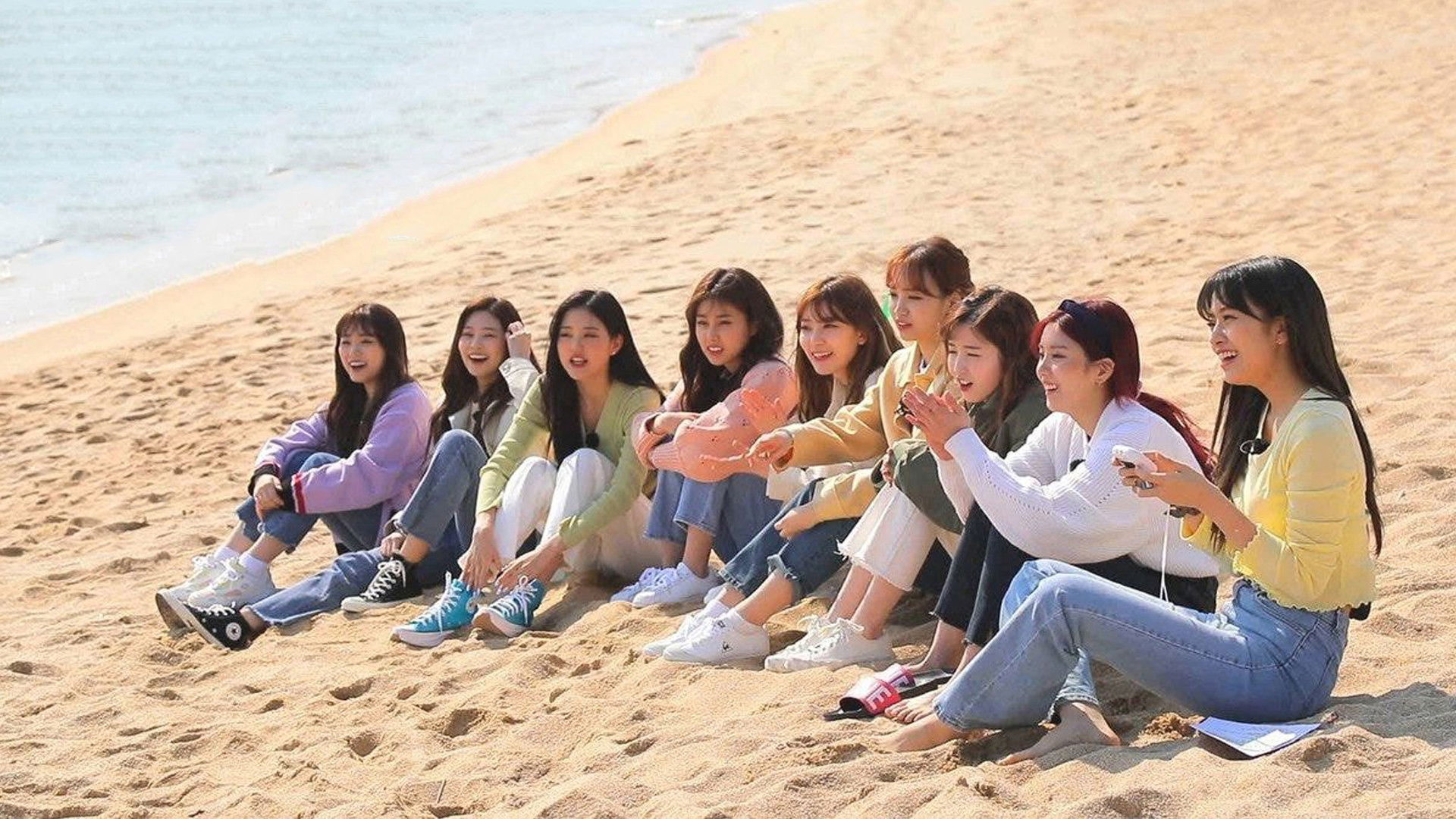 Backdrop for IZ*ONE Eating Trip