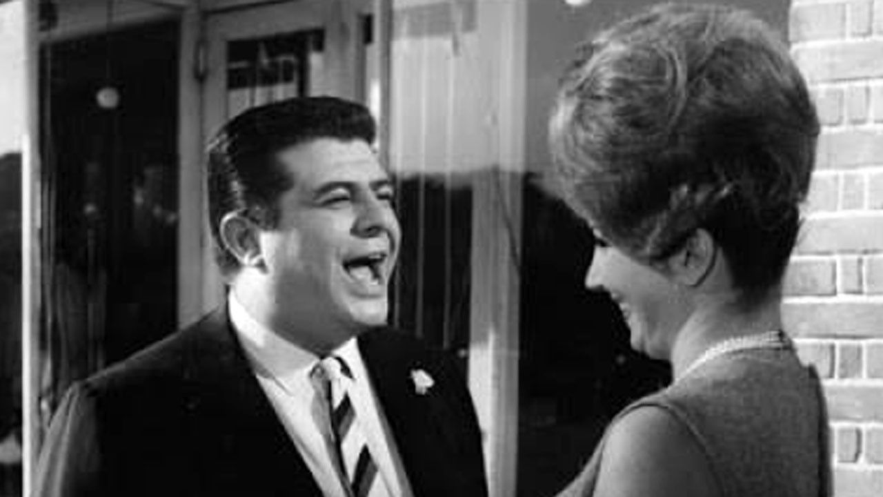 Backdrop for El gordo Villanueva