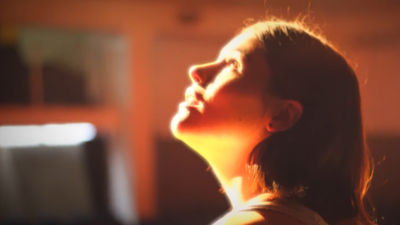 Backdrop for A Provação