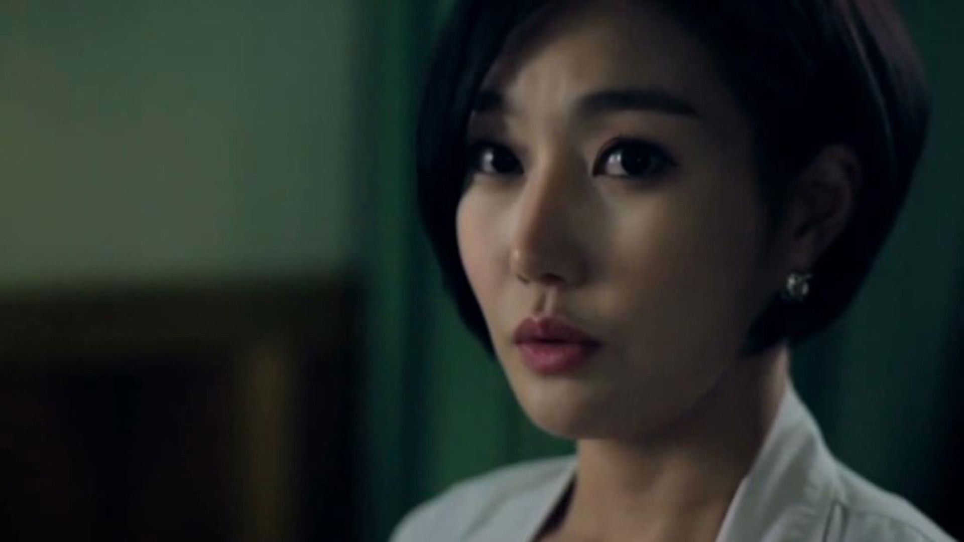 Backdrop for Origin of Monogamy