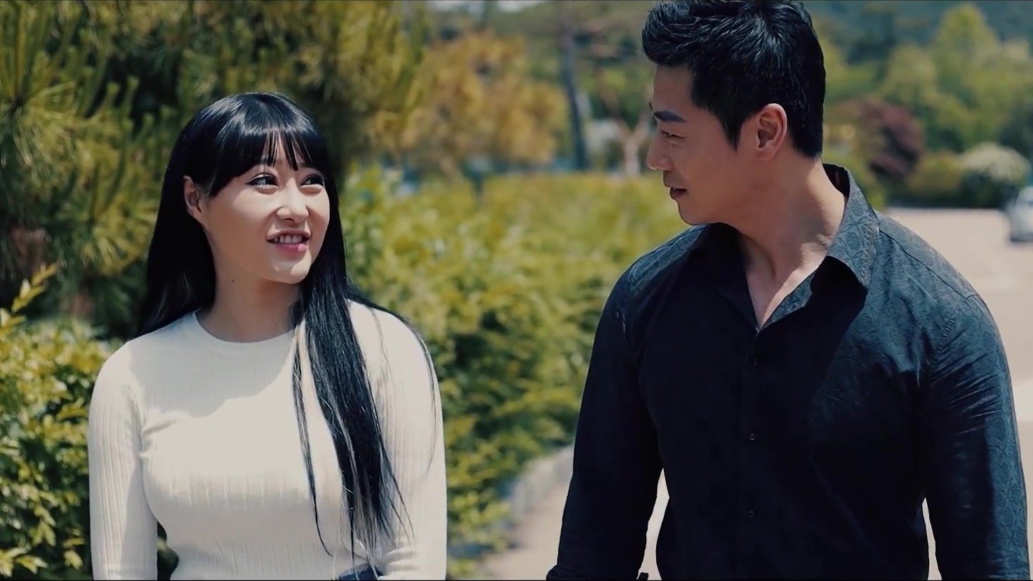 Backdrop for Young Sister and the Secret Deal