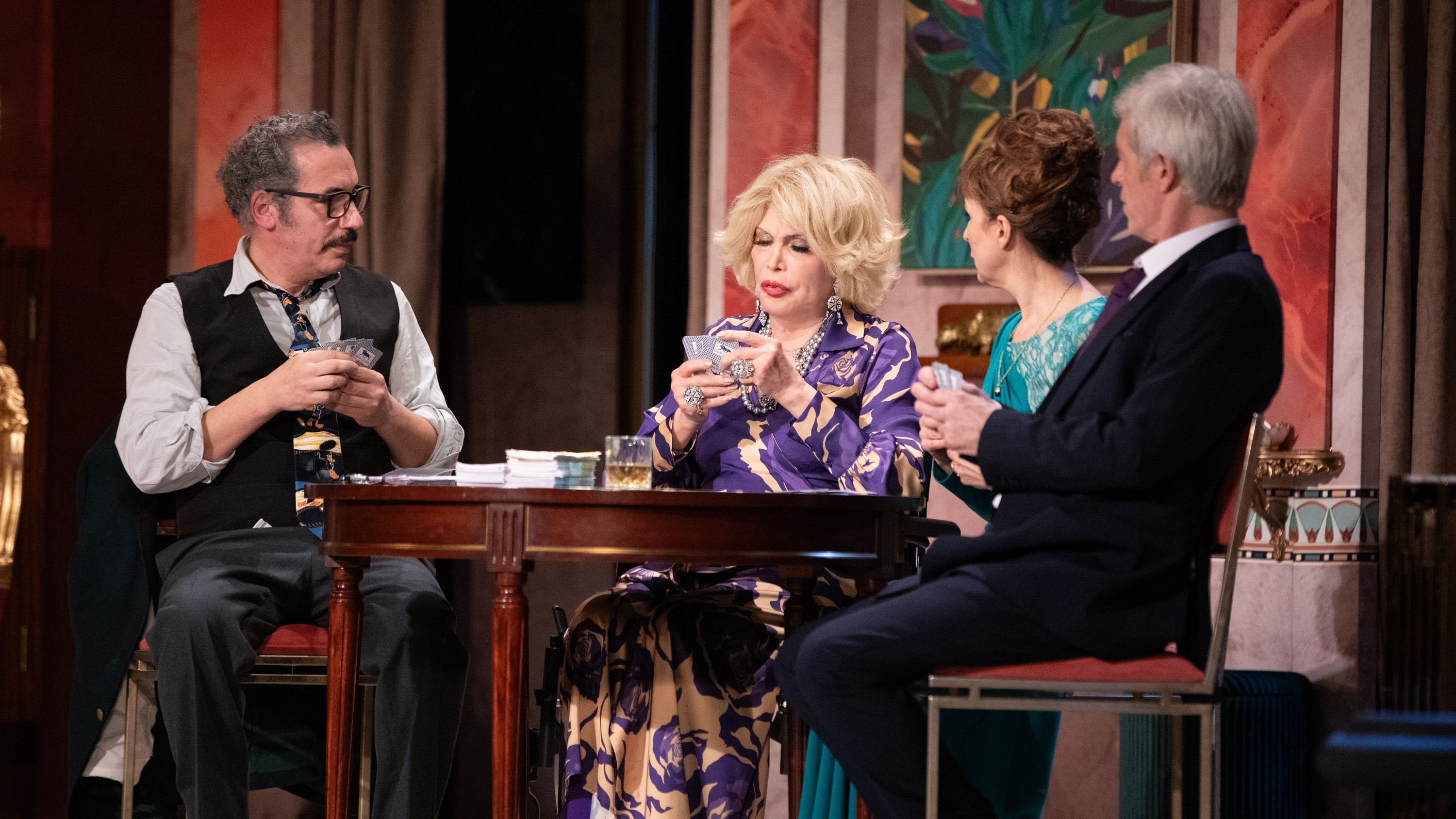 Backdrop for L'argent de la vieille