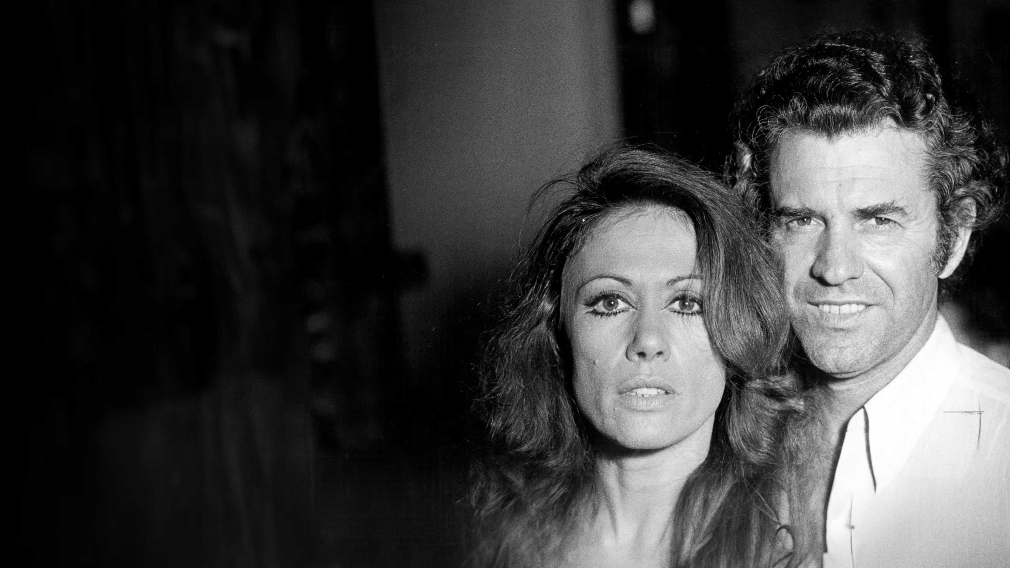 Backdrop for Fogo Sobre Terra