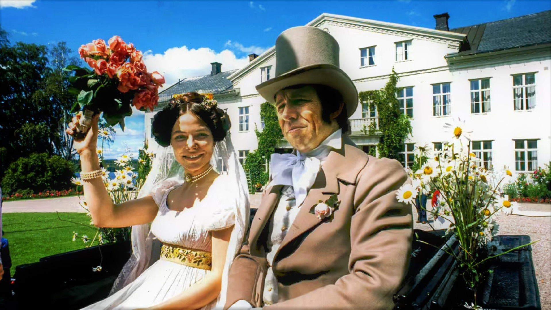 Backdrop for Charlotte Löwensköld och Anna Svärd