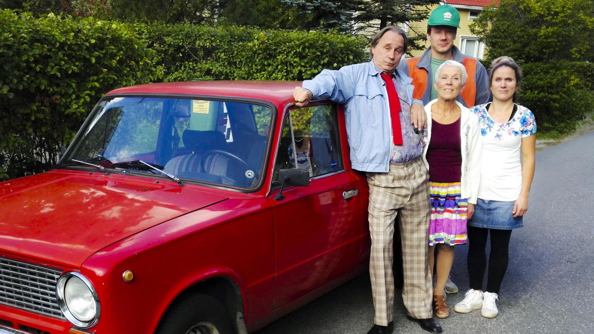 Backdrop for Kyllä isä osaa