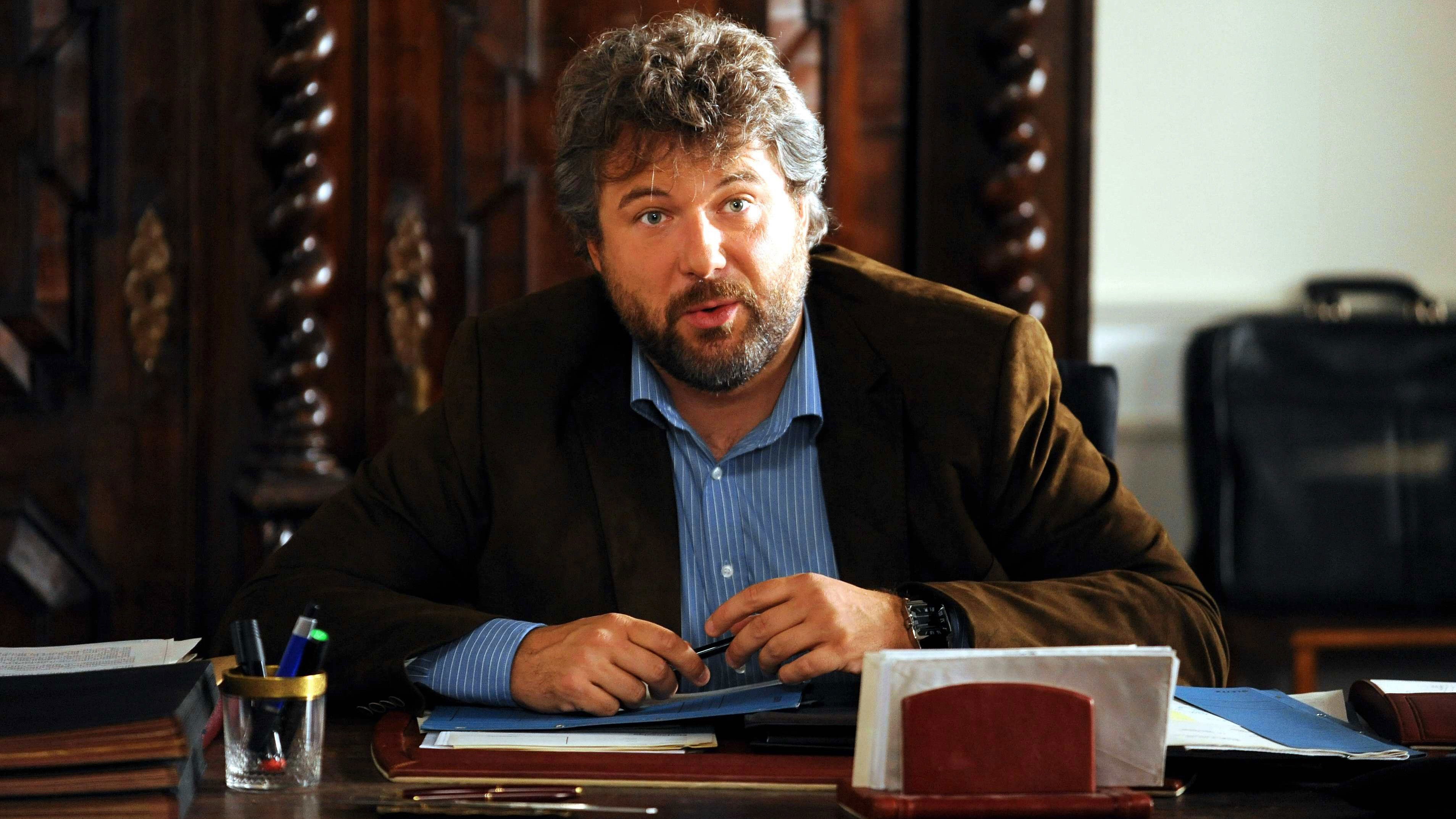 Backdrop for Der Kaiser von Schexing