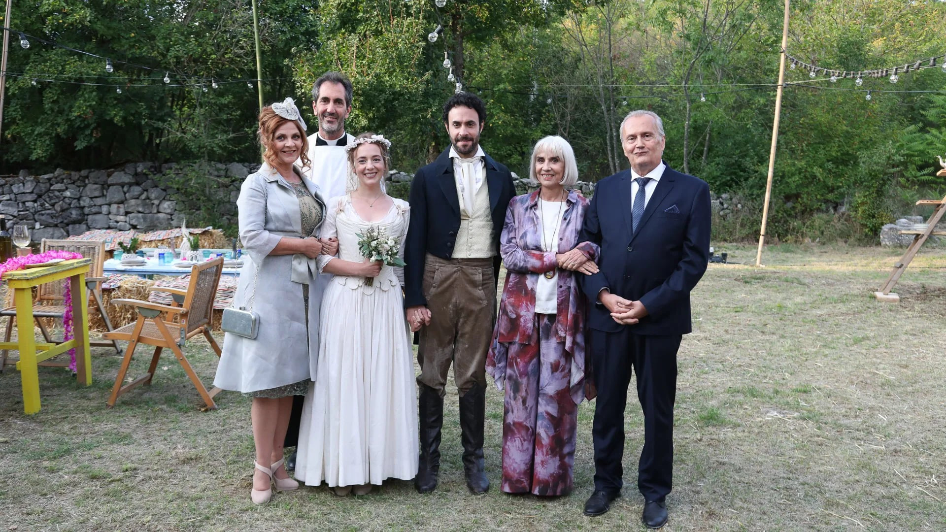 Backdrop for Se mi lasci ti sposo