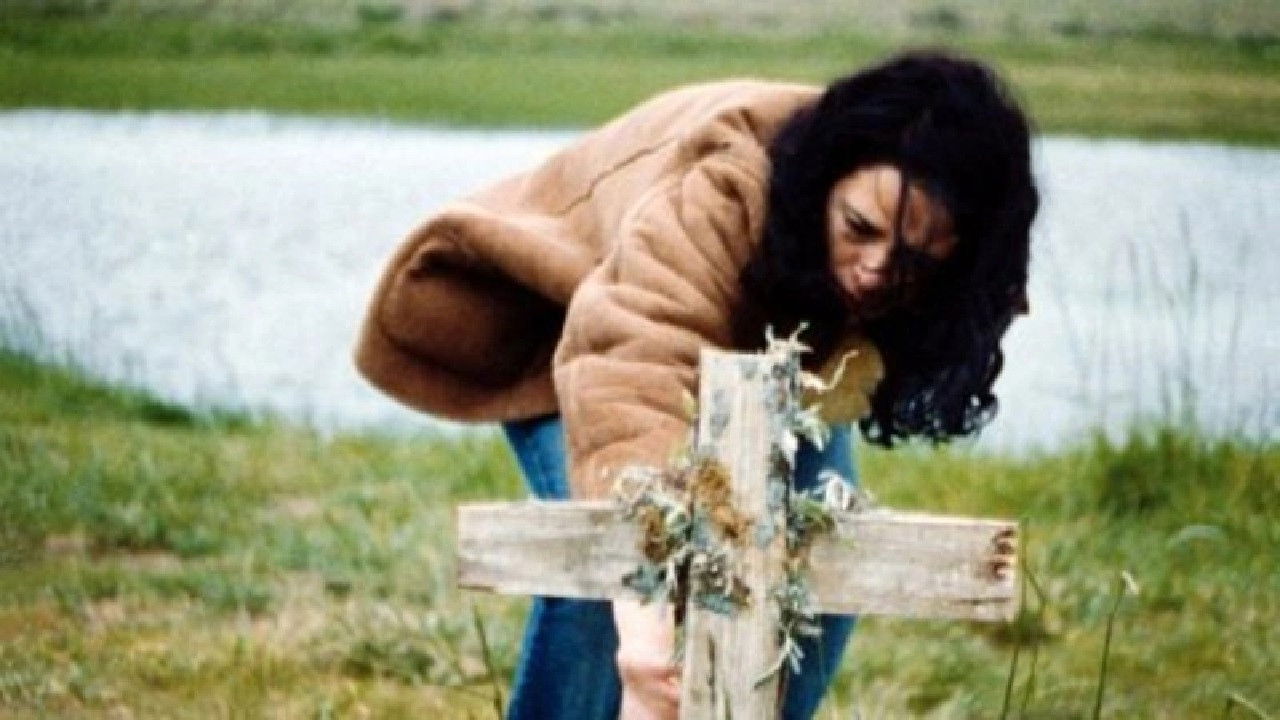 Backdrop for The Southern Cross