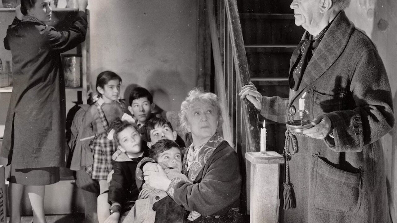 Backdrop for It Happened One Night