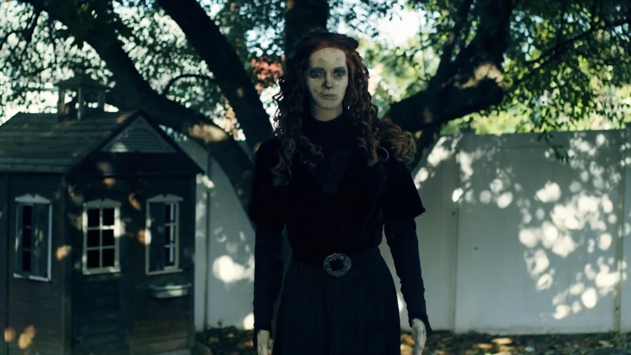 Backdrop for 825 Forest Road