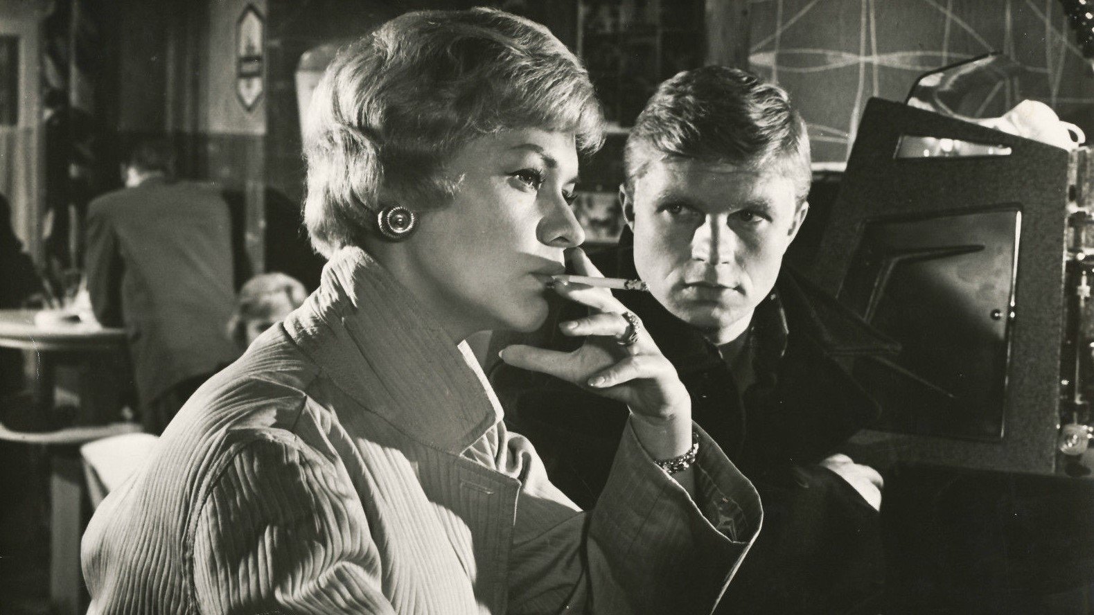 Backdrop for Bumerang