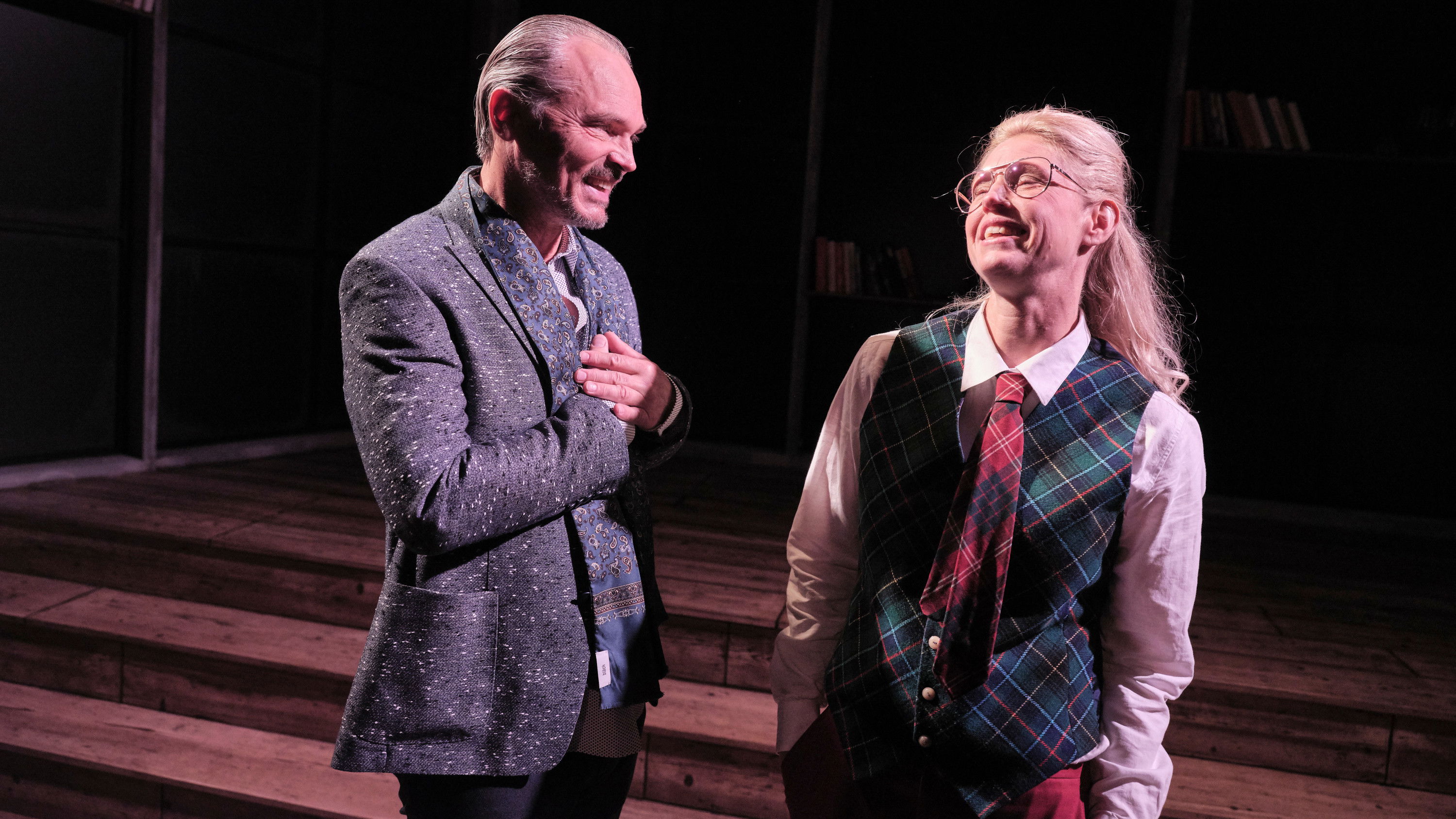 Backdrop for Egenmäktigt förfarande