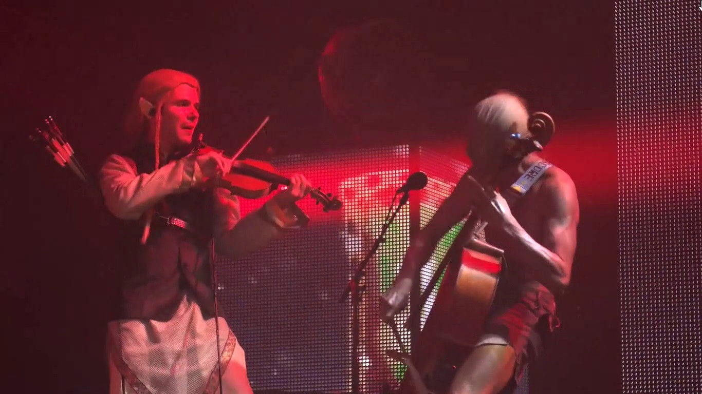 Backdrop for Billy Strings | 2022.10.30 — Away From The Shire - Asheville, NC