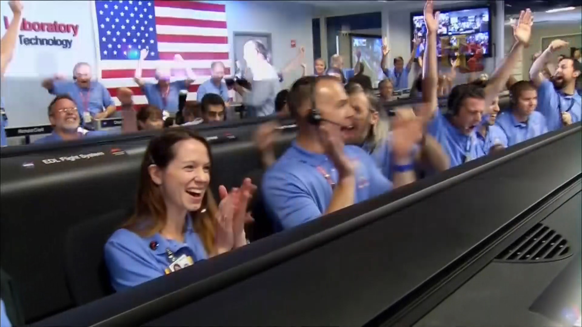 Backdrop for How 2 Win