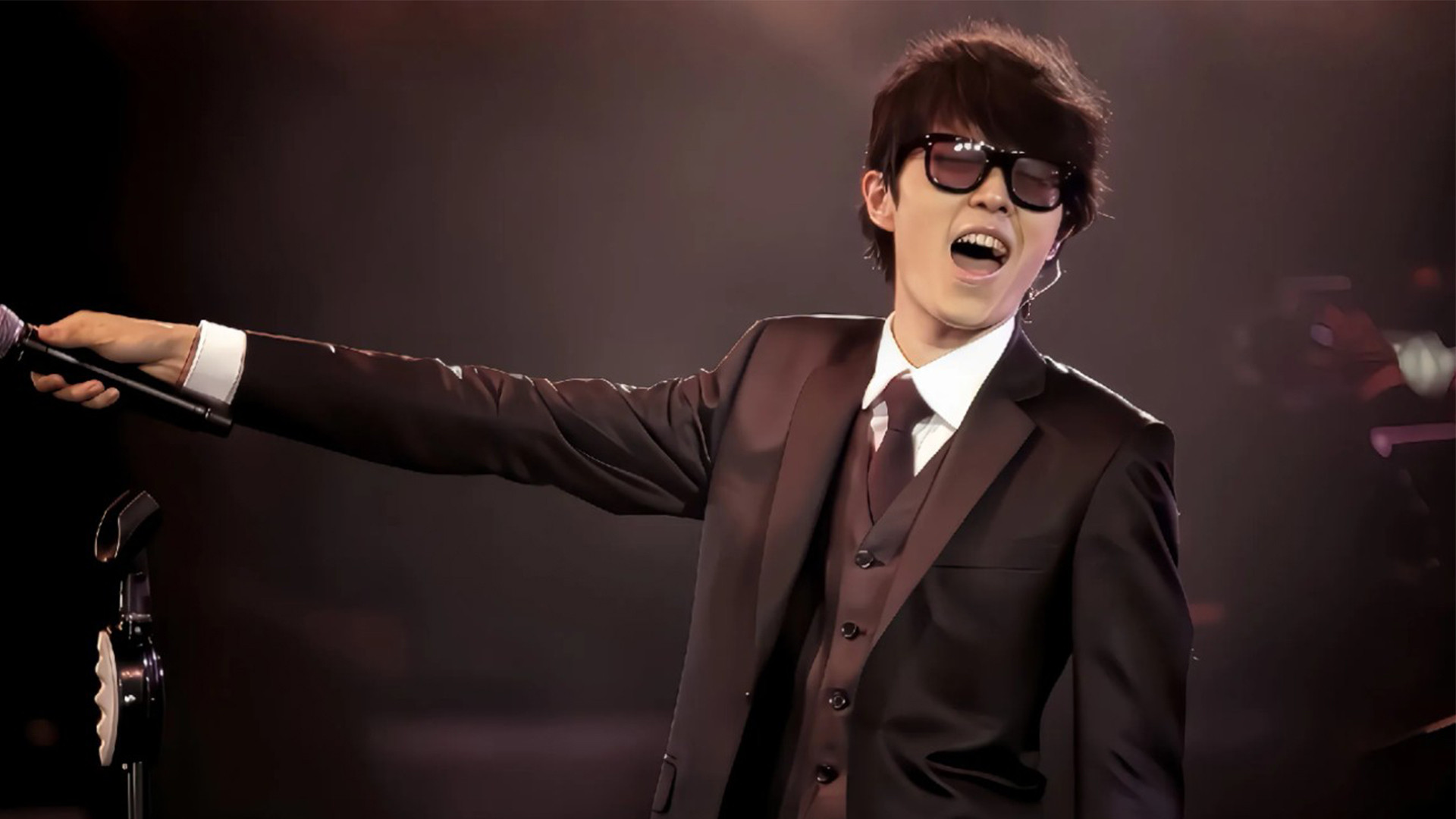 Backdrop for Khalil Fong 15 Live in HK 2011