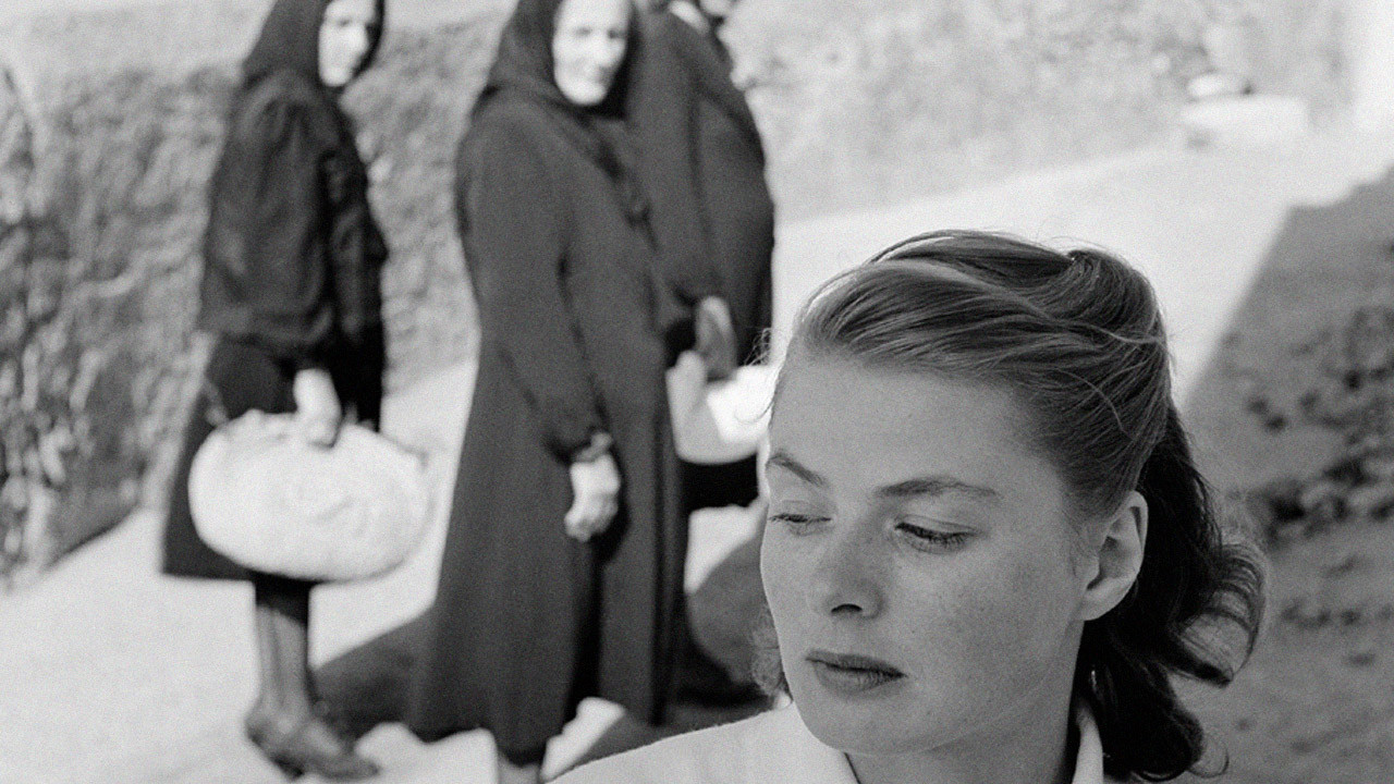 Backdrop for The War of the Volcanoes