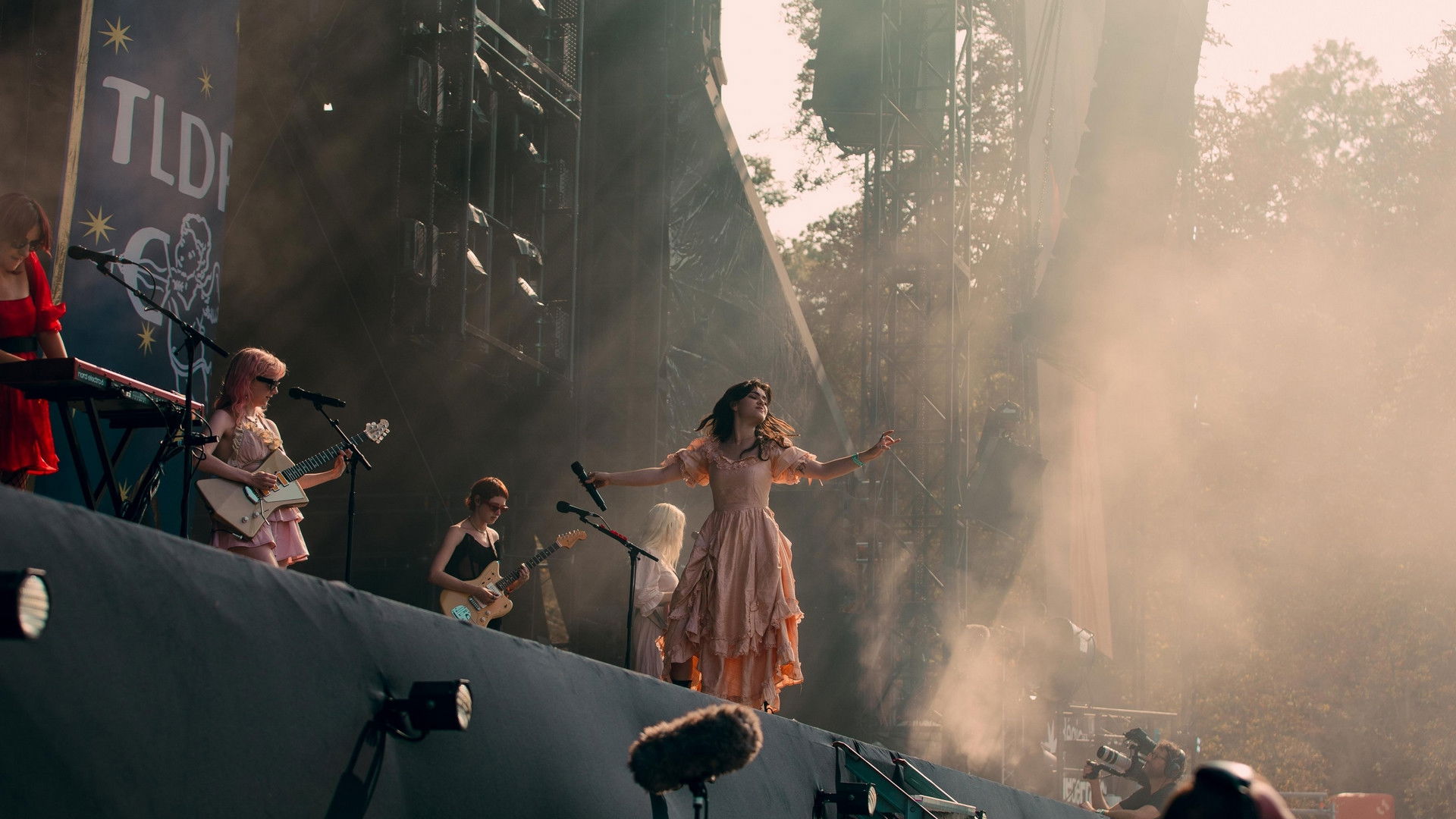 Backdrop for The Last Dinner Party - Rock en Seine 2024