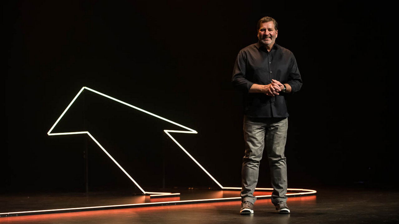 Backdrop for Mario Jean : Aller de l'avant