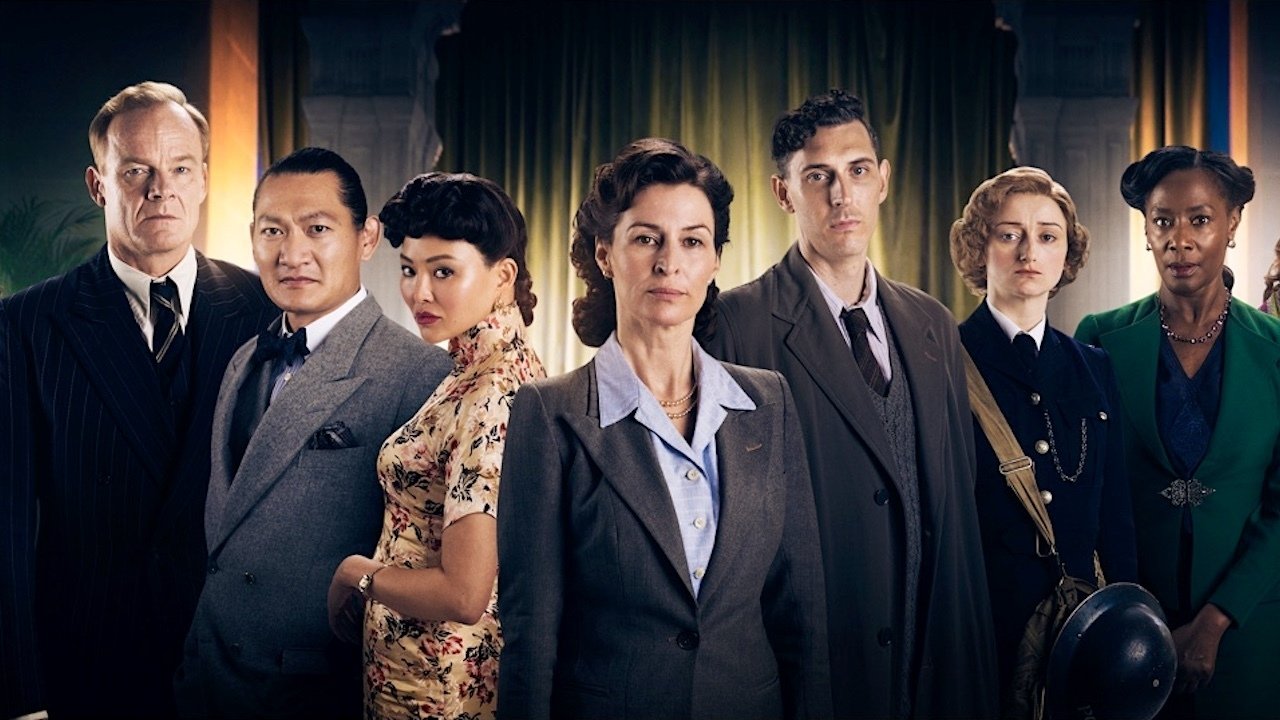 Backdrop for Agatha and the Midnight Murders