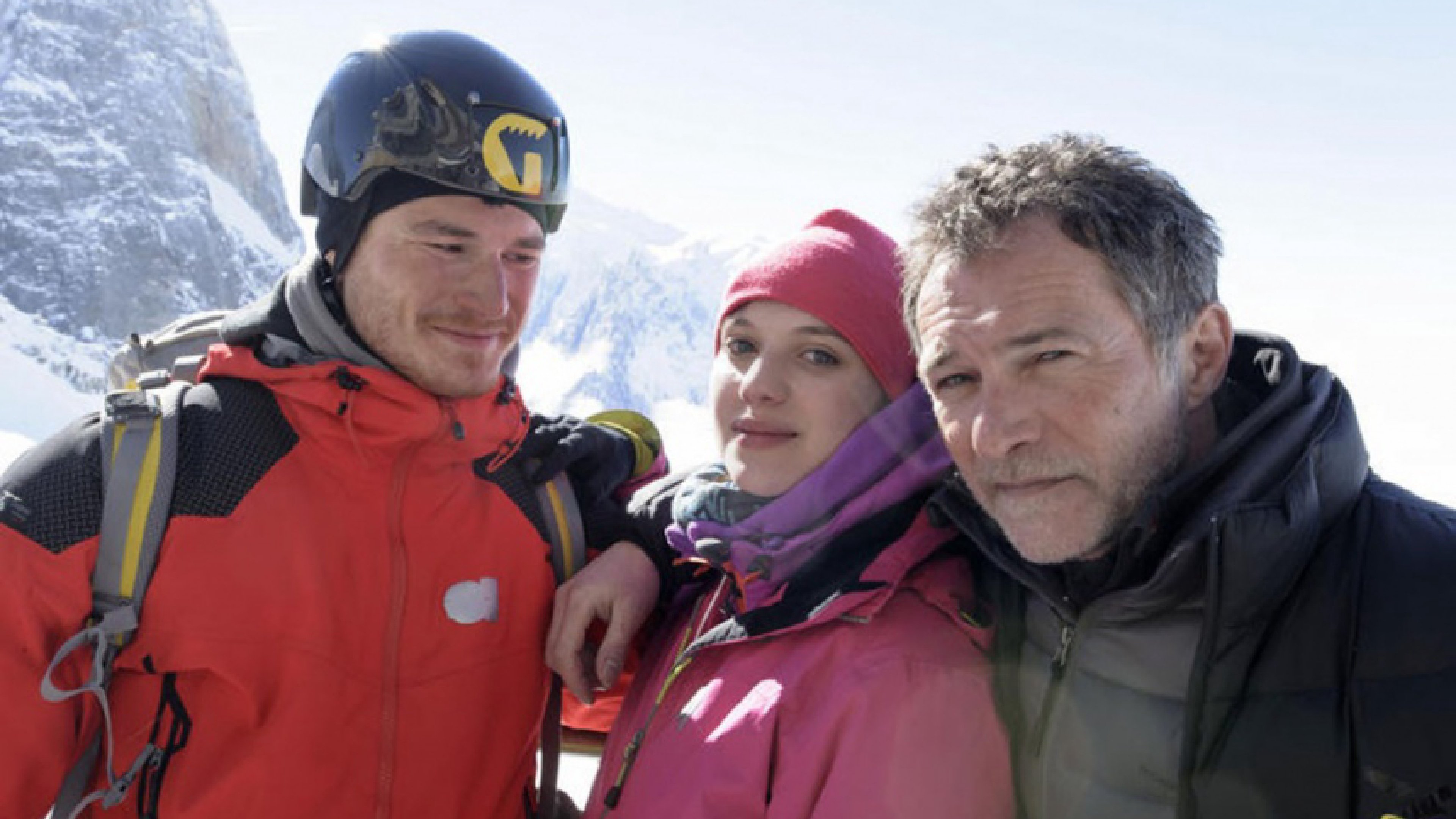 Backdrop for À corde tendue