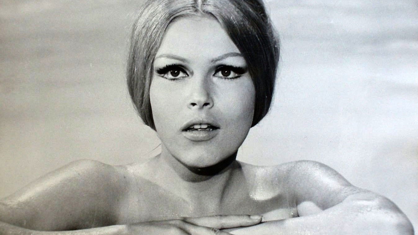 Backdrop for Poppea's Hot Nights