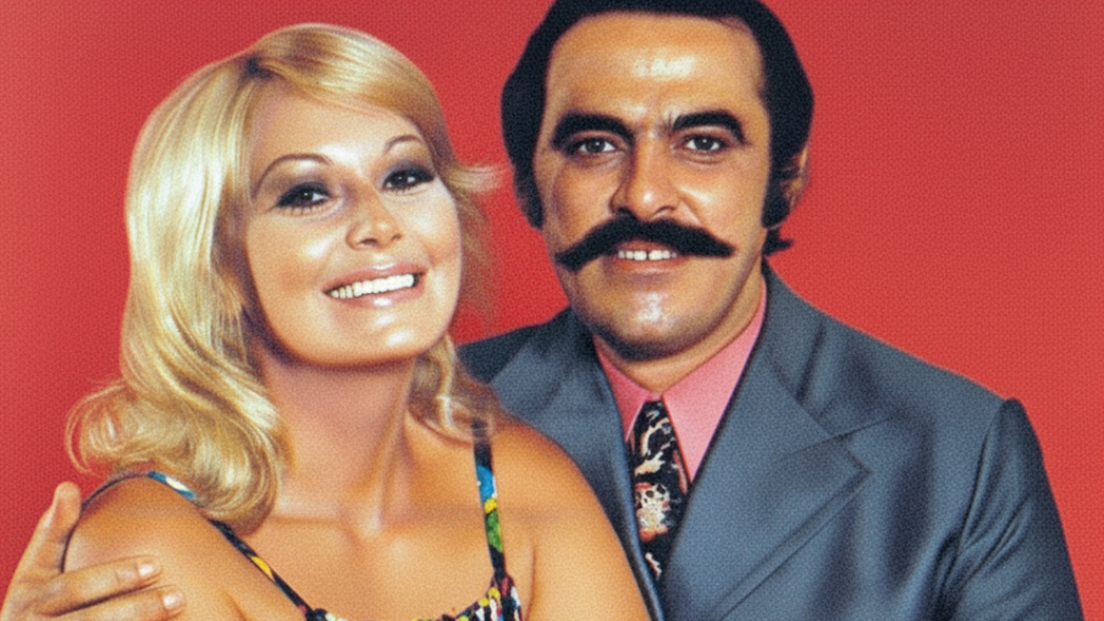 Backdrop for Meu Rico Português