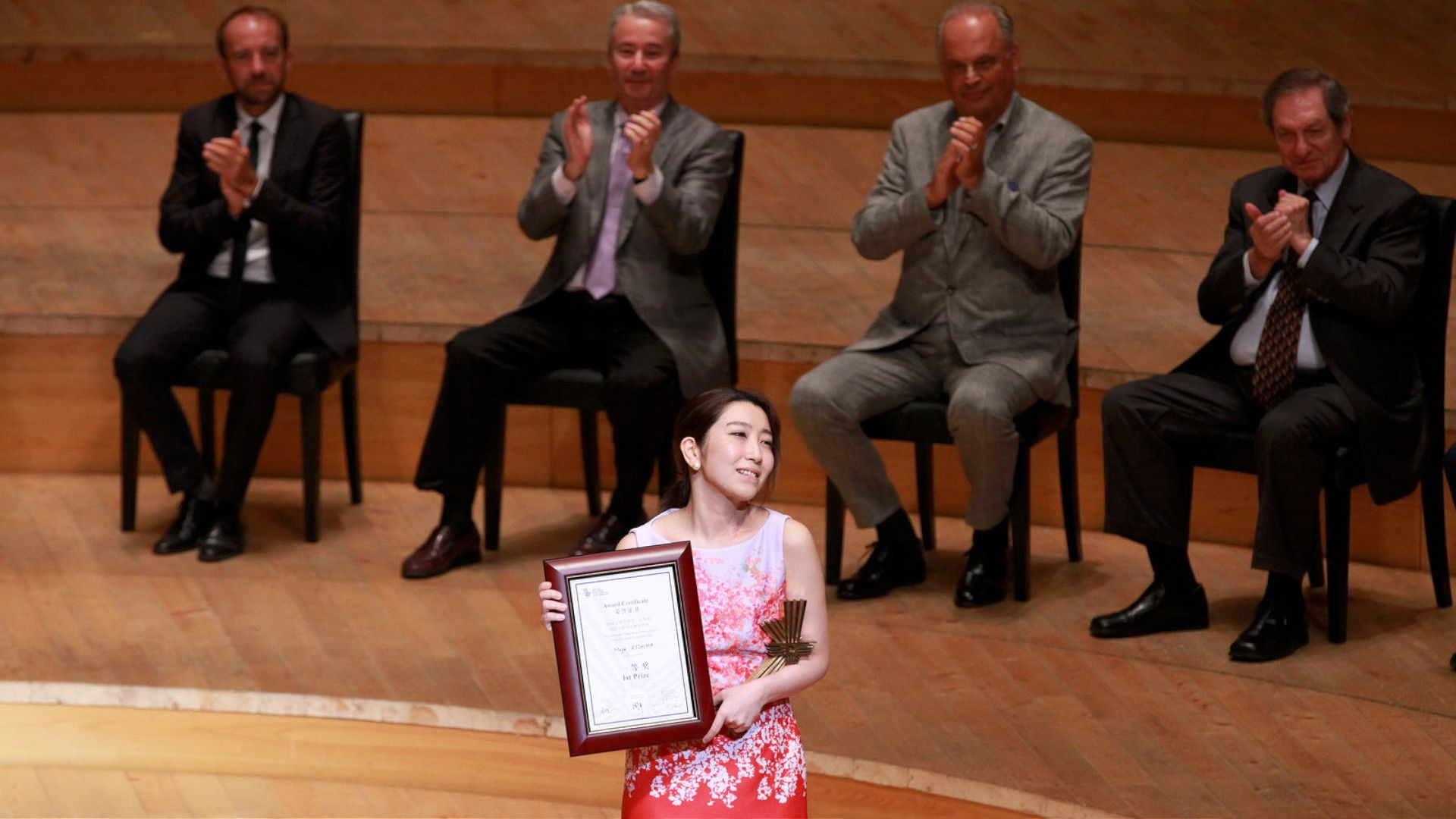 Backdrop for From Mao to Mozart: Isaac Stern in China