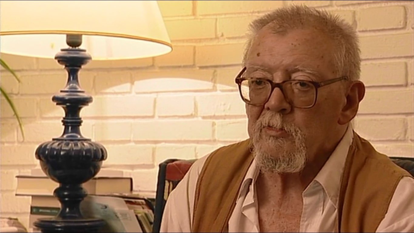 Backdrop for Jesús in Furs