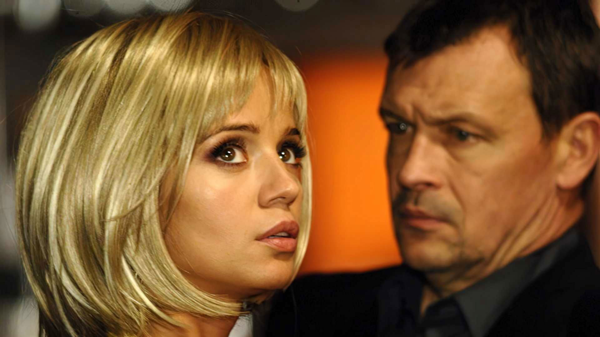 Backdrop for Warsaw Dark