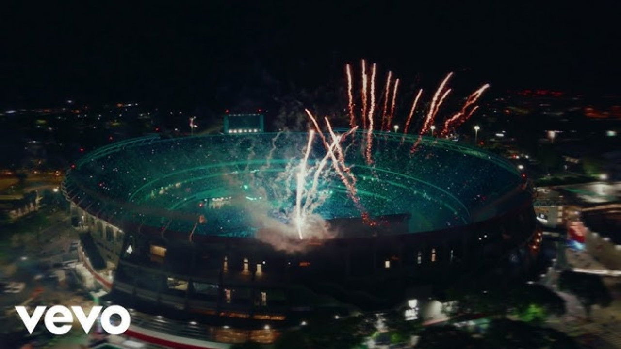 Backdrop for Tan Bionica: La Última Noche Mágica En Vivo - Estadio River Plate