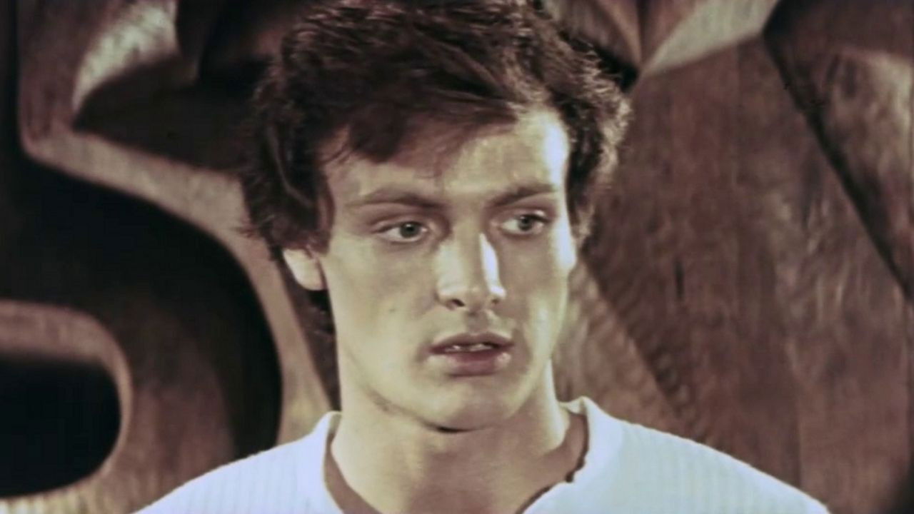 Backdrop for Soloist Needed