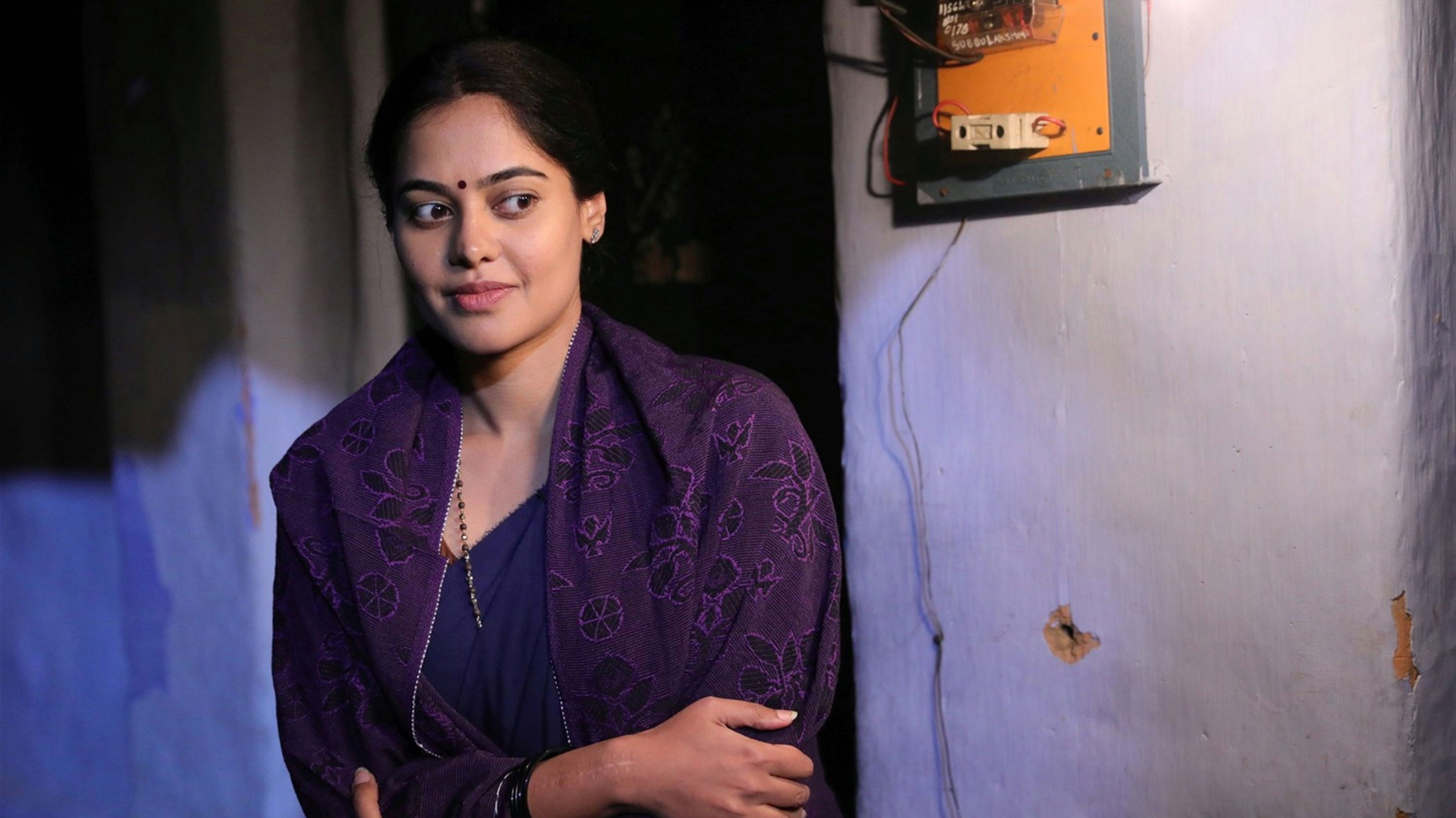 Backdrop for Kazhugu 2