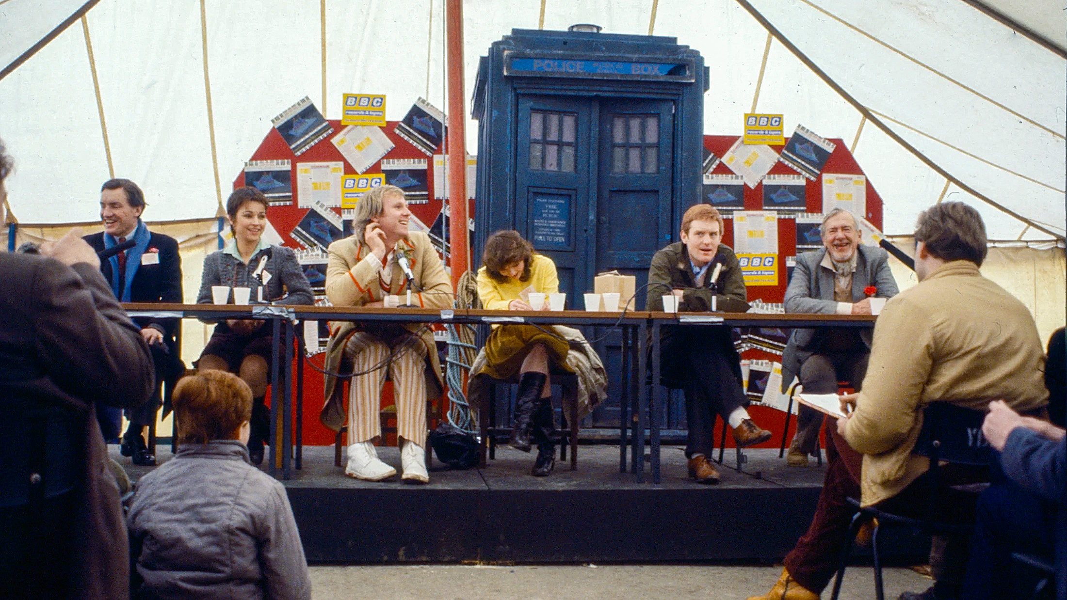 Backdrop for Longleat '83: The Greatest Show in the Galaxy